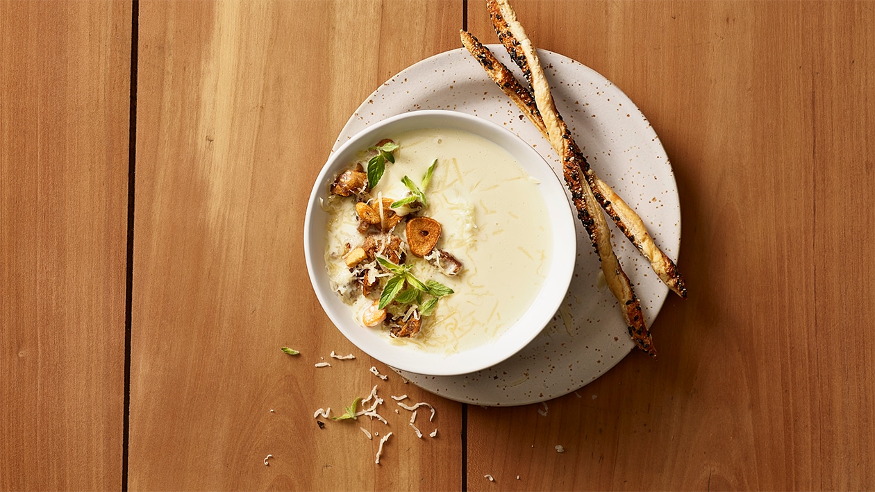 Heumilch-Käse-Knoblauchsuppe – Rezepte